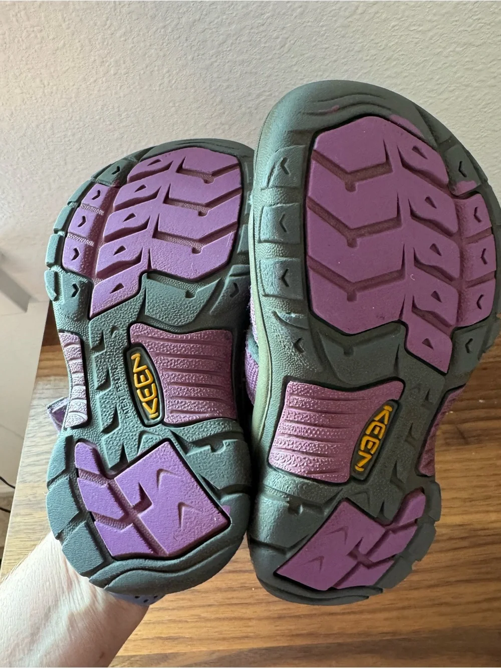 KEEN Newport H2 Toddler Size 10 Purple Water Hiking Sandals Closed Toe